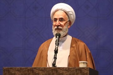 دشمن به دنبال تضعیف غیرت دینی و ملی است دشمن به دنبال تضعیف غیرت دینی و ملی است