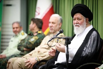 علم الهدی: دشمن در جنگ 12 روزه بر نیروی انتظامی به‌عنوان پشتوانه اصلی دفاع هرگز غلبه نیافت / فراجا پشتوانه نظام در برابر تهدیدات داخلی و خارجی است