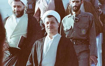 هاشمی رفسنجانی: ما که نمی‌توانیم با مصالح مردم شوخی کنیم