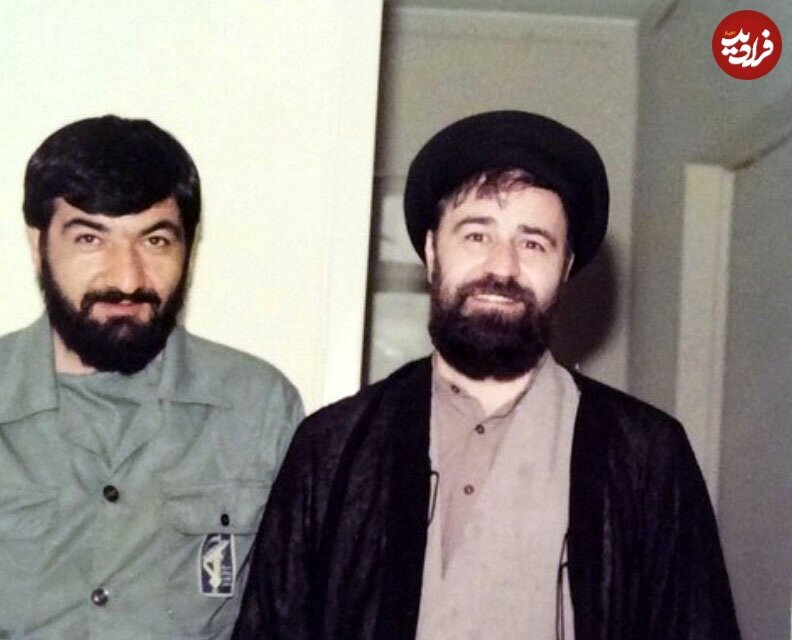 عکس/ سیداحمد خمینی و محسن رضایی در دفتر امام خمینی؛ دهه ۶۰