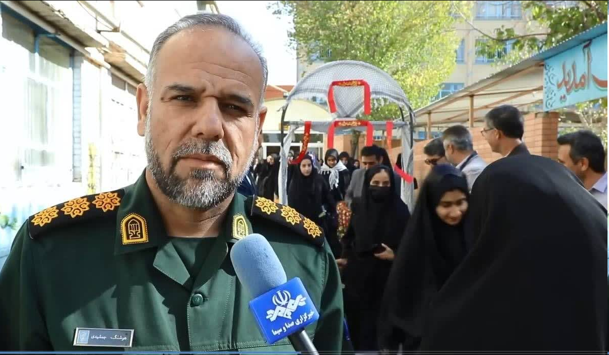 اعزام دانشآموزان دختر چهارمحال و بختیاری به اردوی طرح ولایت در مشهد مقدس