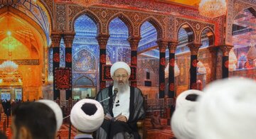 روحانیت باید اوقات و افکار خود را از بطالت و انحراف حفظ نماید