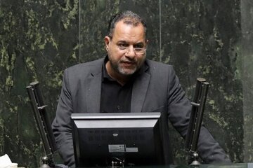 نمایش خانگی زیر ذره‌بین مجلس / بانکی‌پور: امکان نظارت هست اما سهل‌انگاری می‌کنند!