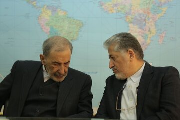 بیژن رنجبر کیست؟