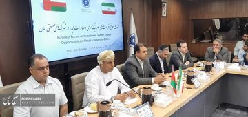 توسعه همکاری‌های صنعتی و صادراتی میان هرمزگان و عمان