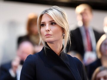 عکس/ ایوانکا ترامپ در ۱۲ سالگی و در کنار مادرش «ایوانا»؛ سال ۱۳۷۲ عکس/ ایوانکا ترامپ در ۱۲ سالگی و در کنار مادرش «ایوانا»؛ سال ۱۳۷۲