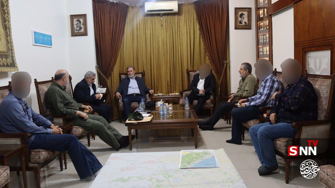 عکس | تصویری از اتاق عملیات محور در شب ۷ اکتبر ۲۰۲۳ با حضور شهید حاج رمضان