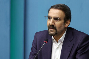 مشاور رئیس‌جمهور: برجام نماد پذیرش ساختارهای بین‌المللی بود / شادی برخی افراد از بازگشت تحریم‌ها غیرمنطقی است