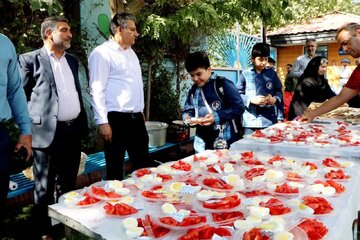 برگزاری روز جهانی تخم‌مرغ در خرم‌آباد