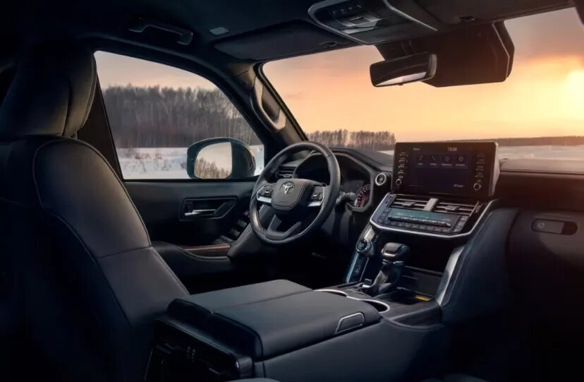 قیمت لندکروزر وارداتی در ایران چقدر خواهد بود؟