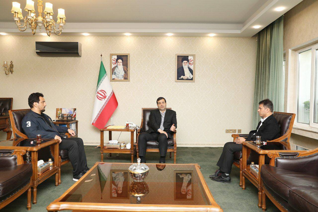 عکس | سرمربیان کشتی در وزارت ورزش رویت شدند 2