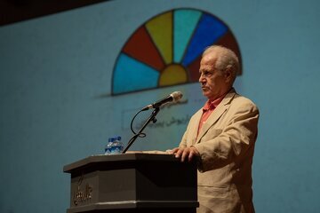 داریوش پیرنیاکان: ردیف موسیقی ایرانی به ما زیبایی‌شناسی می‌آموزد/ بابک خضرایی: نبود روز ملی موسیقی در تقویم باعث تاسف است