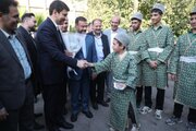 روایت دیدار وزیر ارتباطات با دانش‌آموزان عشایری شیراز