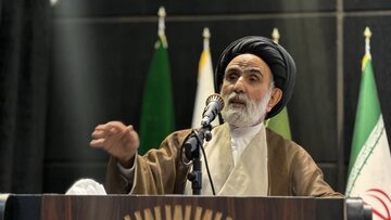 نماینده ولی فقیه در وزارت جهاد: فرهنگ فرزند کمتر، زندگی بهتر، فرهنگی غیر اسلامی است / فرزندآوری رکن اساسی اقتدار ملی و آینده ایران است