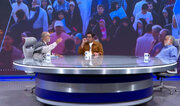 ببینید | توهین و حملات لفظی شدید الله کرم به عطریانفر و مجری برنامه: تو لازم نیست از این دفاع کنی!