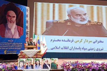 فرمانده ارشد سپاه: واکنش شجاعانه نیروهای مسلح و هدایتهای رهبری دشمن را به آتش بس واداشت / امام جمعه مهاباد: انتصاب سریع فرماندهان دشمن را شگفت زده کرد