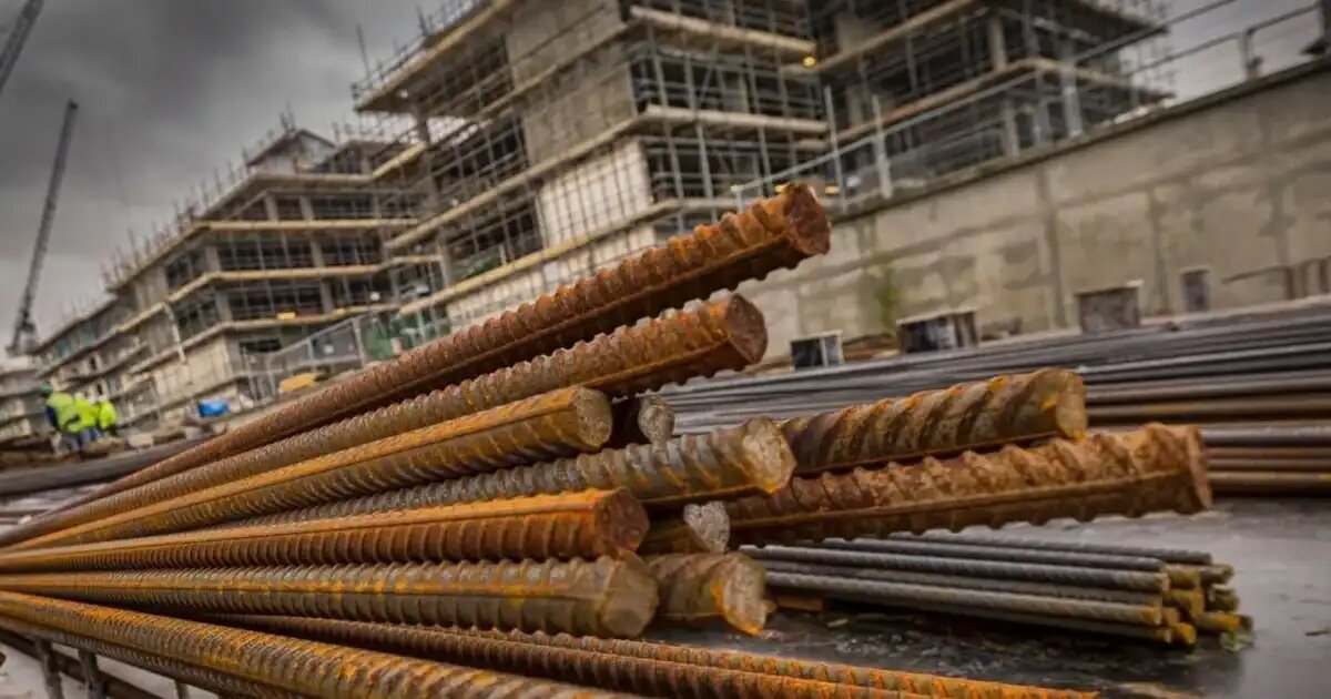 رتبه اول میلگرد ایران در سال ۱۴۰۴؛ کارخانه منتخب بازار