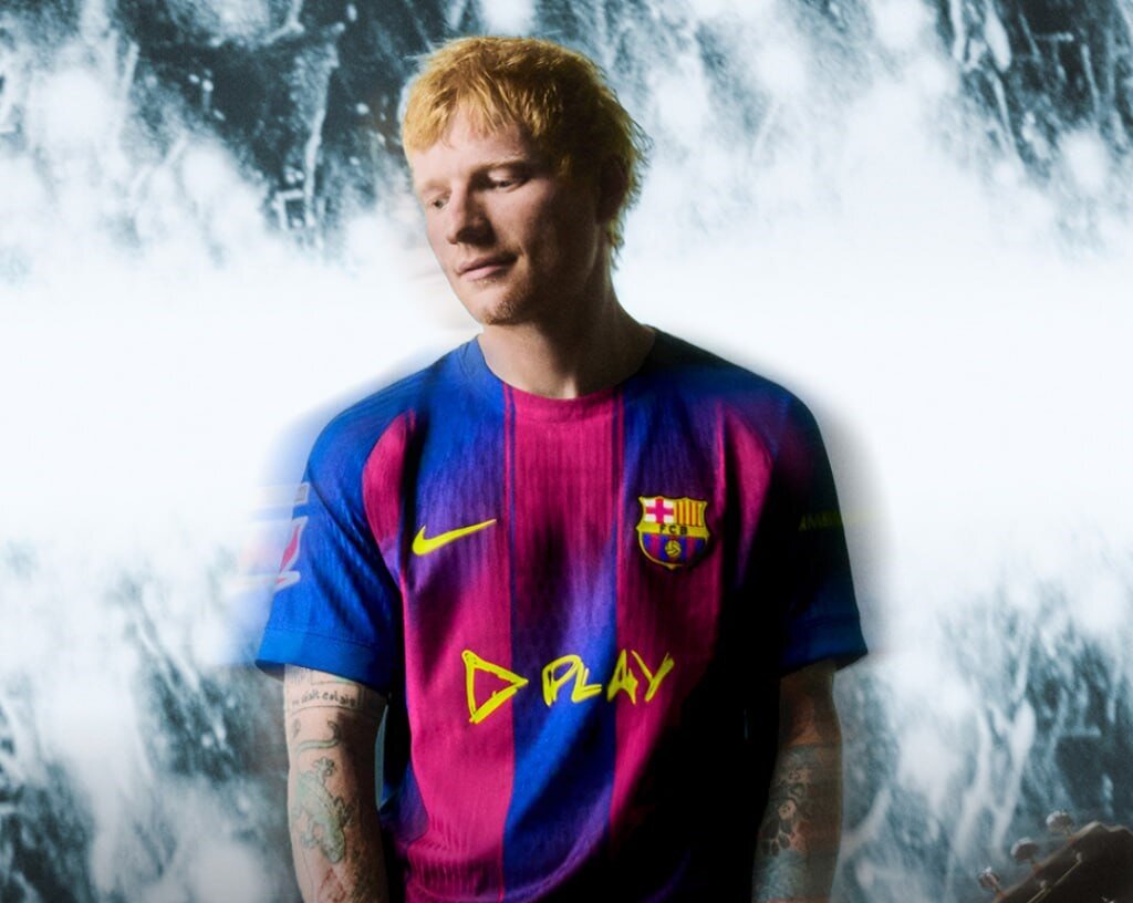 عکس| رونمایی از پیراهن جدید بارسا با خواننده فارسیخوان