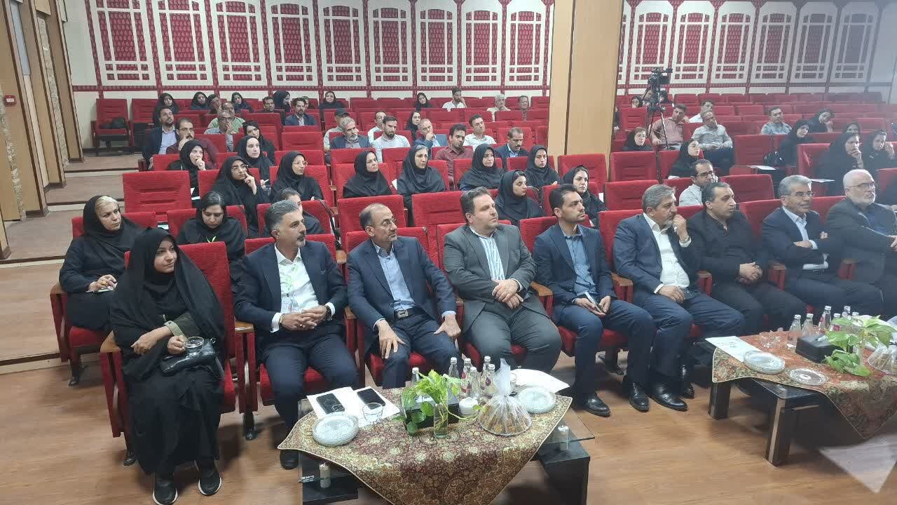 همایش استانی هوش سبز در شهرستان میبد