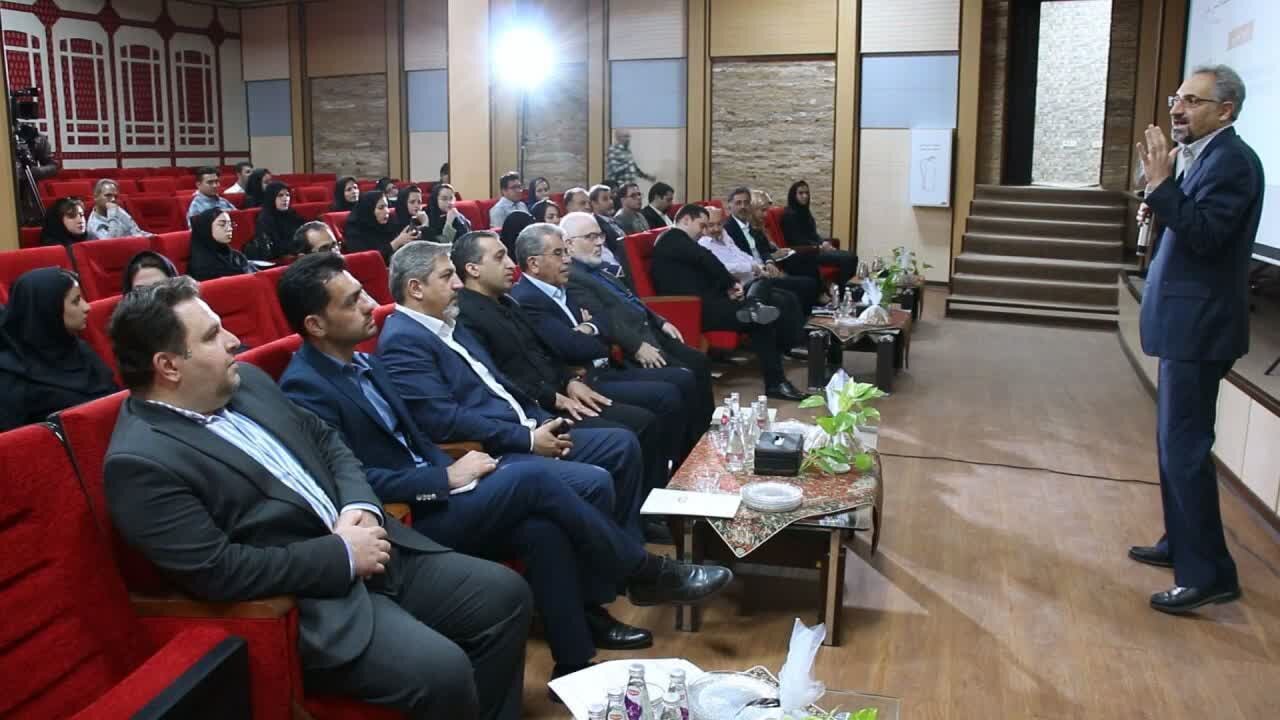 همایش استانی هوش سبز در شهرستان میبد