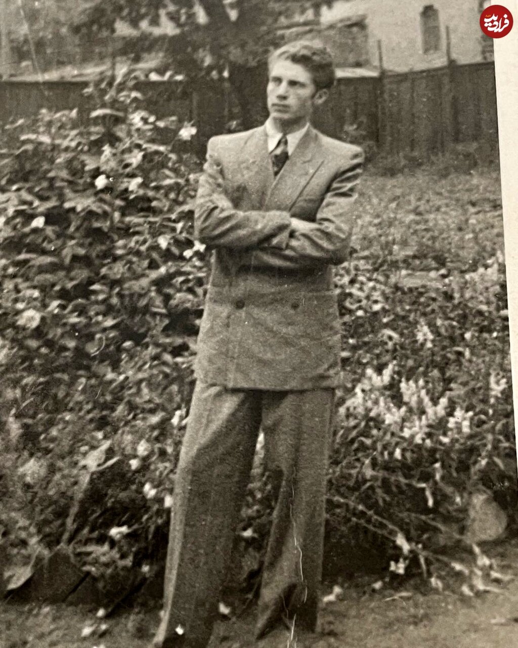 عکس/ نادر جهانبانی، معاون فرماندهی نیروی هوایی در ۲۱ سالگی؛ سال ۱۳۲۸