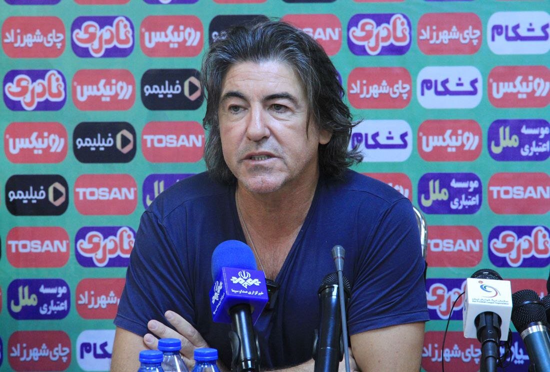 درخواست وریا از ساپینتو