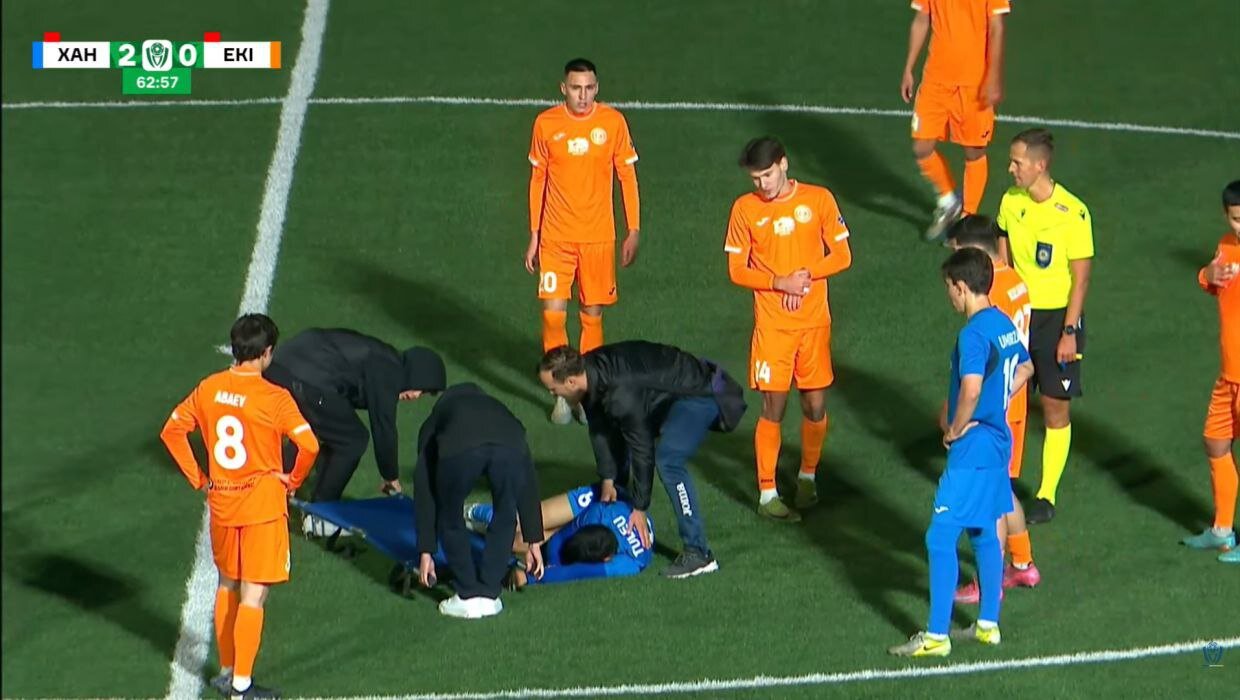 مرگ بازیکن ۱۹ ساله در زمین فوتبال! +عکس