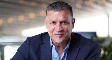 خواننده معروف برای علی دایی "خلیج فارس" خواند