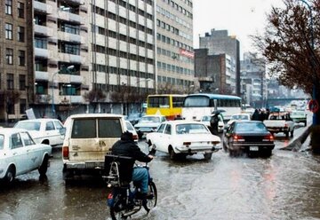 ۳۰ سال پیش پیکان را با این شرایط میفروختند! + قیمت ۳۰ سال پیش پیکان را با این شرایط میفروختند! + قیمت