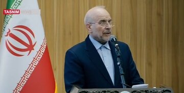 حمایت قالیباف از پزشکیان؛ تصمیم دولت برای واگذاری اختیارات به استانداران طبق برنامه هفتم وظیفه دولت است
