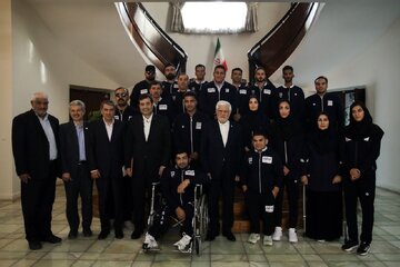 عارف: جریانی در دنیا ایرانیان را افراد خشن معرفی کرده‌اند / ورزش تأثیر مثبتی بر سلامت جسم دارد / المپیک 2028 یک فرصت حیثیتی برای کشورمان است
