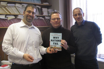 چرا ملتها شکست میخورند؟ / نادیده انگاری نقش جغرافیا و فرهنگ در توسعه/ بازیگران اصلی توسعه اقتصادی و اجتماعی چرا ملتها شکست میخورند؟ / نادیده انگاری نقش جغرافیا و فرهنگ در توسعه/ بازیگران اصلی توسعه اقتصادی و اجتماعی