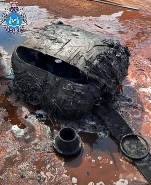 جسمی مرموز در دل بیابان؛ سرنخها به فضا ختم میشود