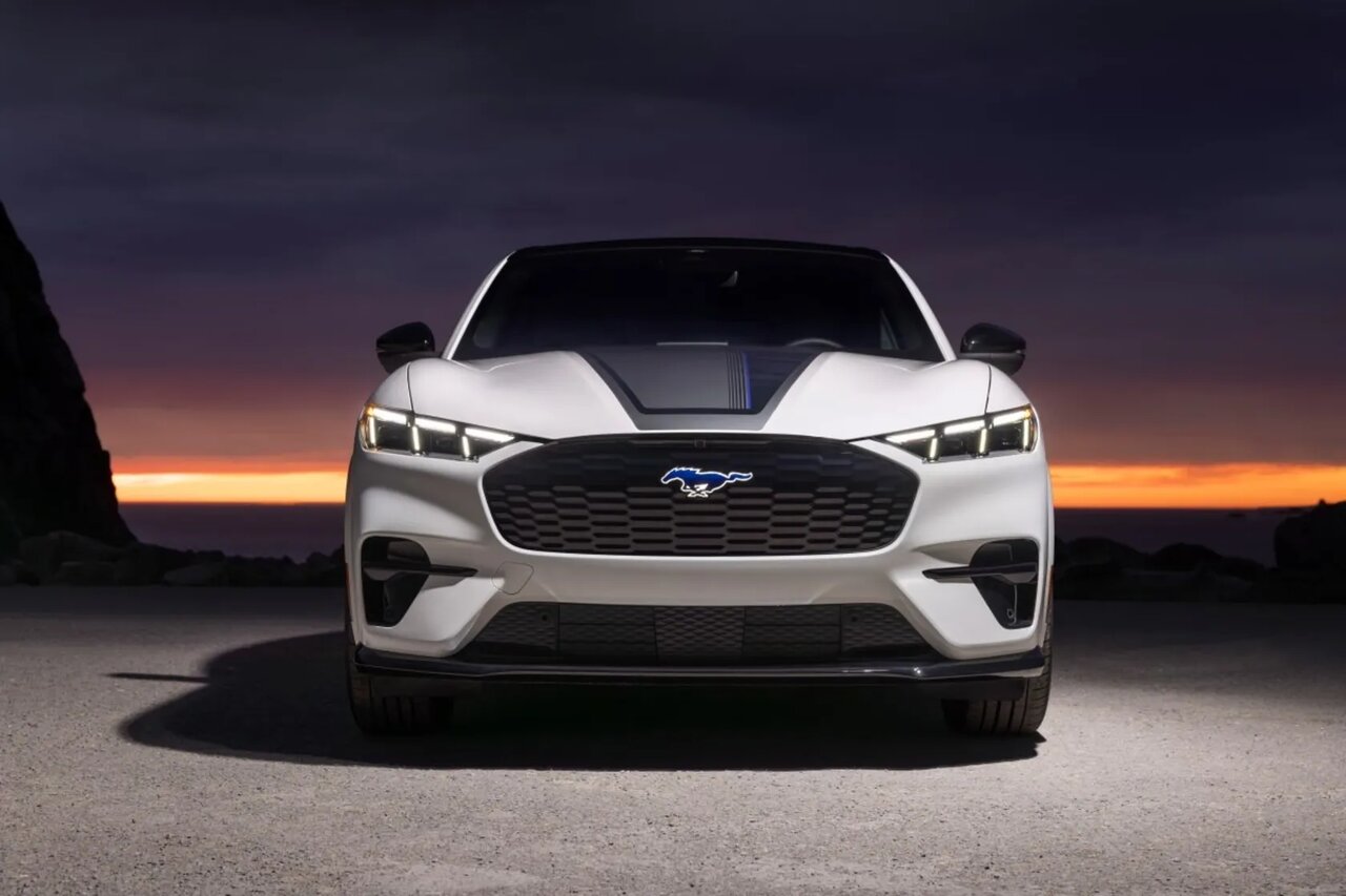 فورد با به نمایش گذاشتن نوآوری‌های جدید، به میراث خود ارادت می‌ورزد و در عین حال نگاهی به فردا دارد.