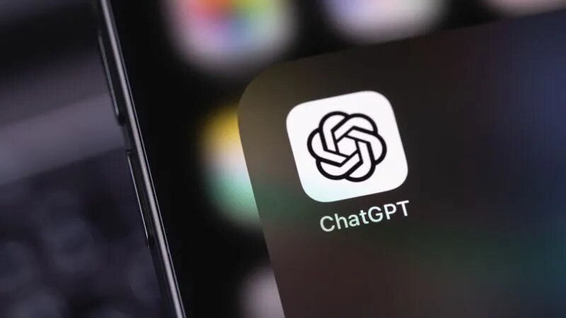 یک زن با «ChatGPT» برنده ۱۰۰ هزار دلاری لاتاری شد / آیا هوش مصنوعی کلید ثروت بادآورده است؟