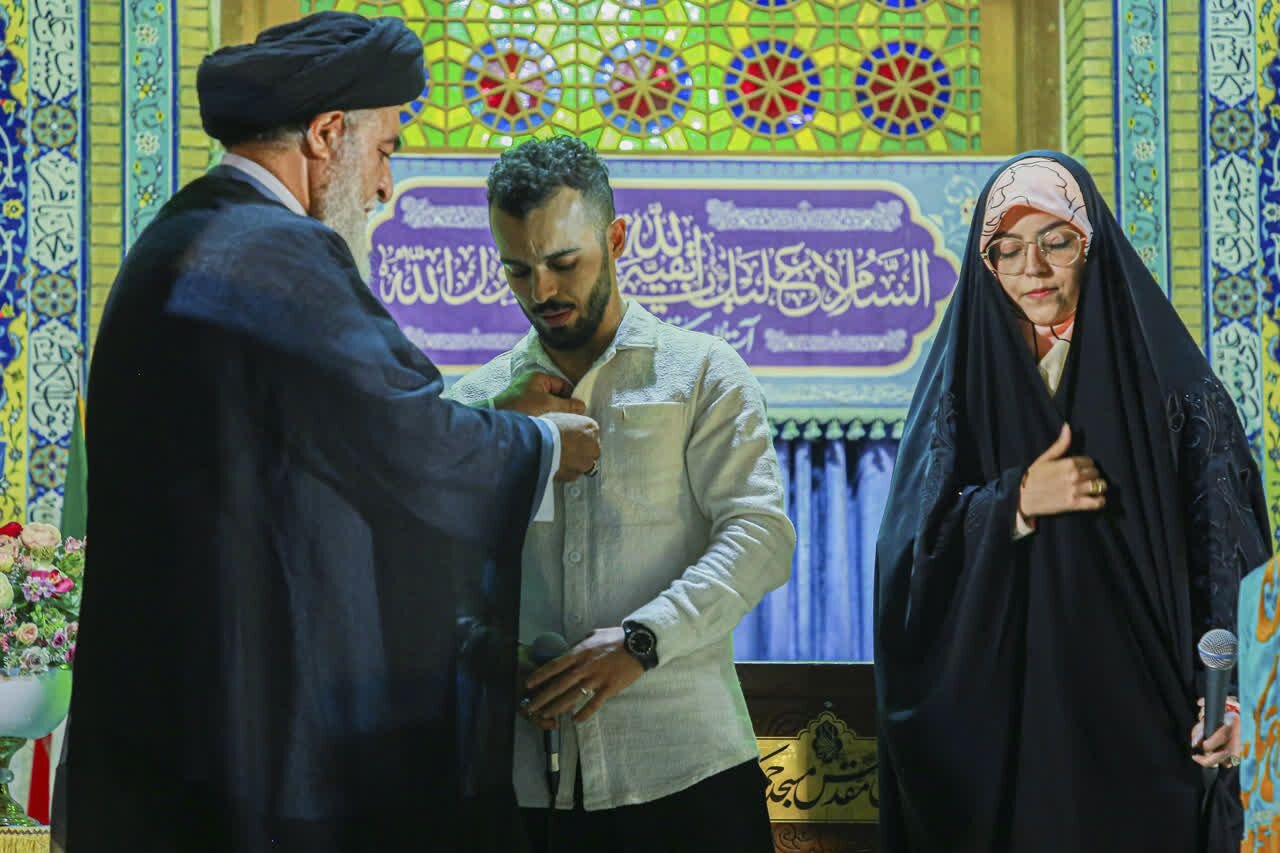 عکس | مرد سال فوتسال آسیا خادم افتخاری مسجد جمکران 4