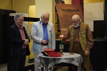 سوگند سیاه‌باز جوان / توصیه‌ای به جوانانی که سیاه می‌شوند