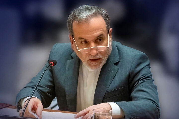 عراقجي: الساعات الاخيرة كشفت عن الكذبة الدنيئة التي بررت القصف الصهيو-امريكي غير القانوني لإيران