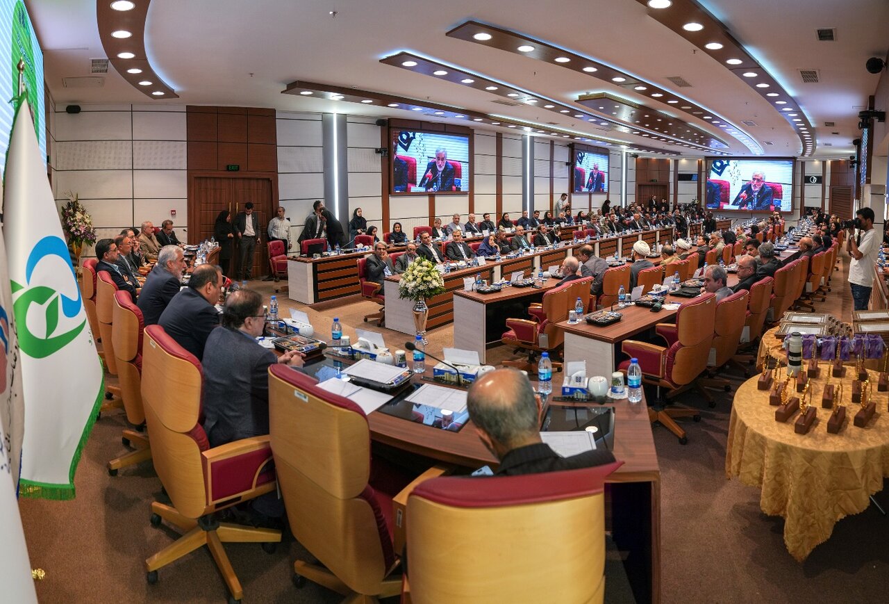 صنایع غذایی مهیا واحد برگزیده صنایع غذایی از سازمان غذا و دارو در روز جهانی غذا