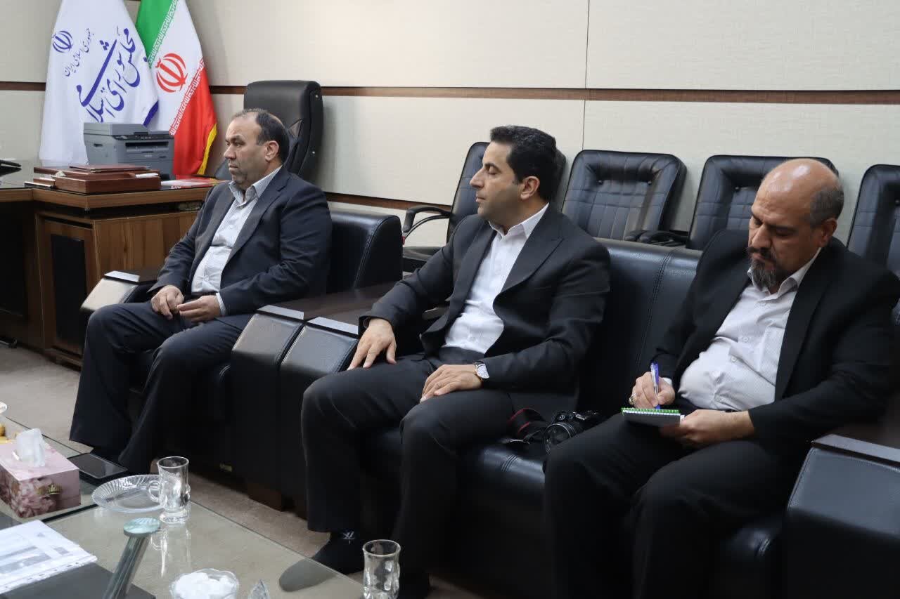 نشست محمدرضا صباغیان با مدیر عامل برق منطقه ای استان یزد