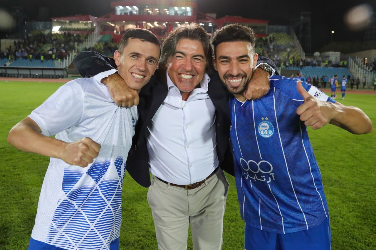 جنگ تمام خارجی در لیگ برتر 3