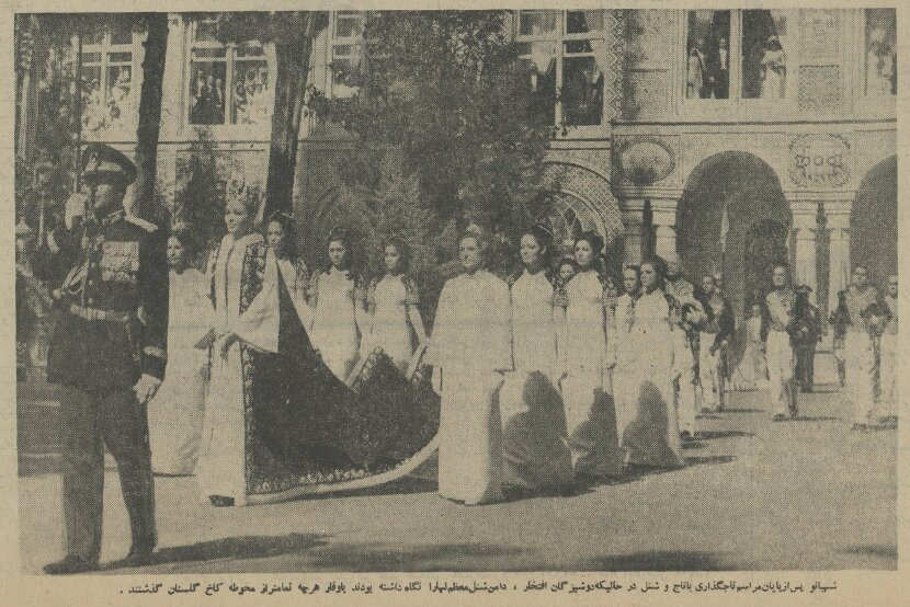 در این روز شهناز پهلوی به تلخی میگریست و شاه و فرح چهرهای بیاحساس داشتند