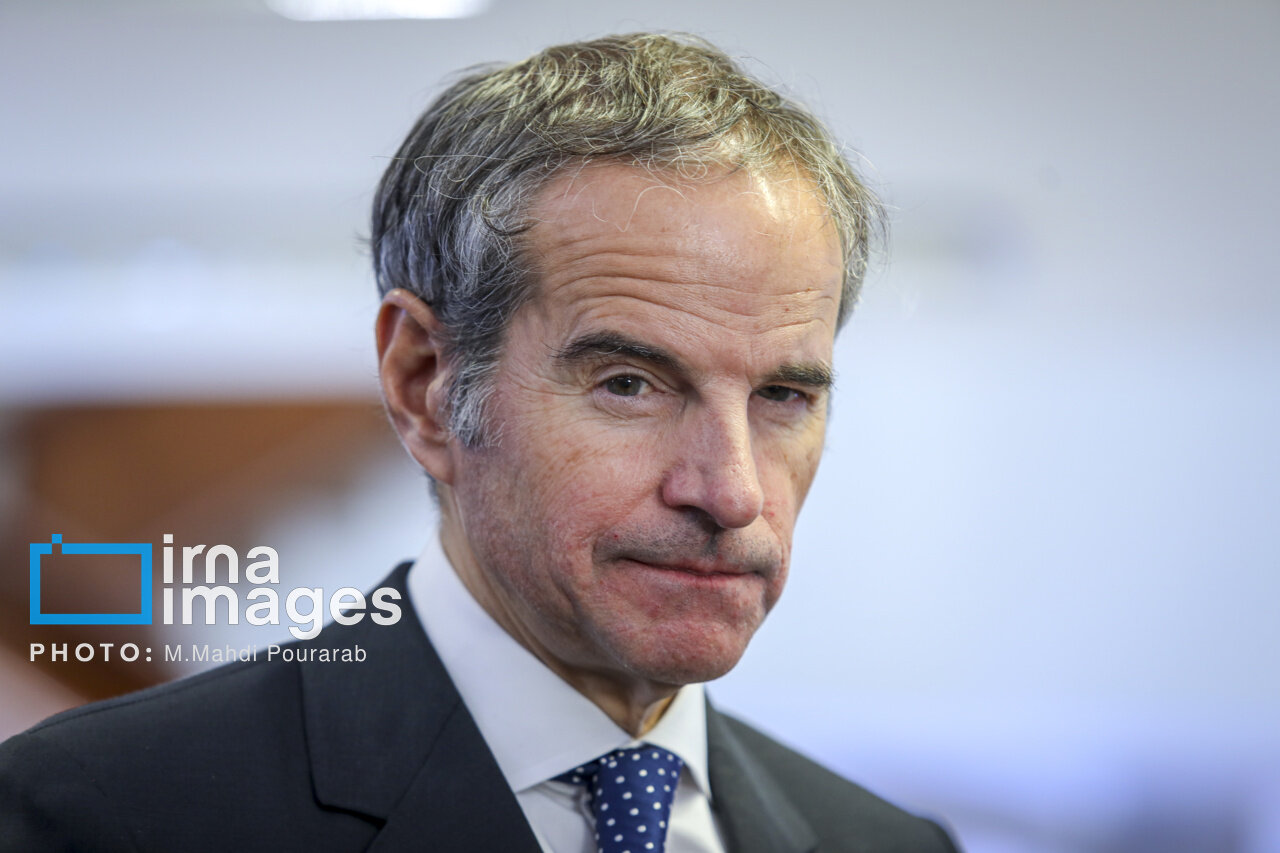 بازی با آتش: سیاستِ بازی پوتین در نیروگاههای اتمی اوکراین