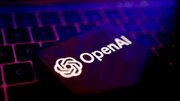 «OpenAI» خبر داد: هزاران کاربر «ChatGPT» نشانه‌های بحران روانی نشان داده‌اند