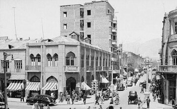 کفن و دفن میت در تهران ۸۰ سال پیش چقدر هزینه داشت؟ کفن و دفن میت در تهران ۸۰ سال پیش چقدر هزینه داشت؟