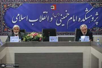 سه روایت از بن‌بست تحزب در جمهوری اسلامی / عرب‌سرخی: دموکراسی واقعی نداریم / ترقی: مخالفت با ولایت فقیه یعنی کاهش عمر حزب / تاکید مقدم بر پیوندهای تحزب