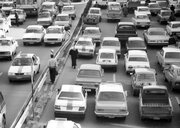 واردات خودرو دست دانشجوها افتاد! +عکس