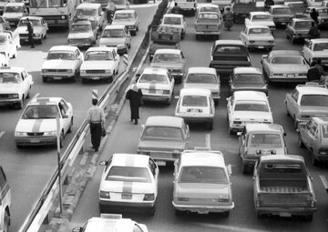 واردات خودرو دست دانشجوها افتاد! + عکس