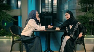 ادبیات عجیب و واکنش‌برانگیز مهمان تلویزیون: دختران ایران خشتک شما را پرچم می‌کنند!/ چرا ژیلا صادقی آن‌چه را شنید «خفن» خواند؟!