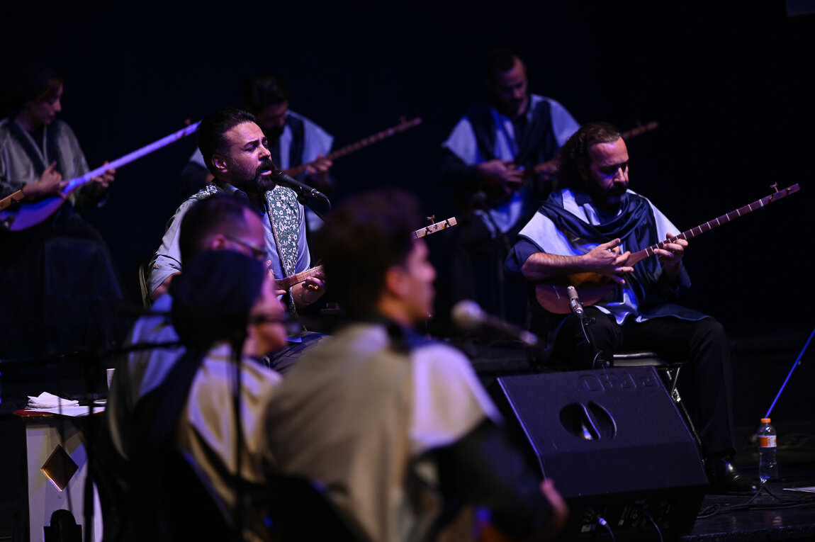 حرکت روی مرز «نیایش» و «موسیقی معاصر»/ اجرای «شاهسوار وخت» برای اولین‌بار/ هژیر مهرافروز در تالار وحدت کنسرت می‌دهد